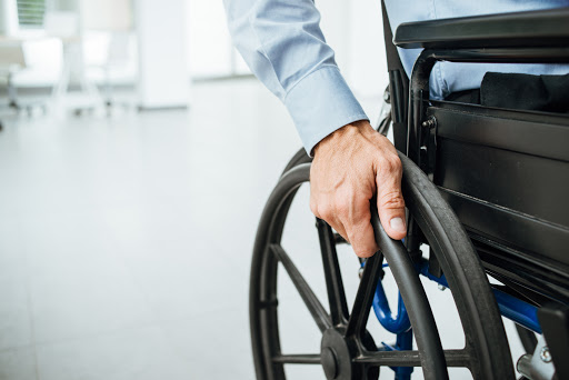 imagen de una silla de ruedas