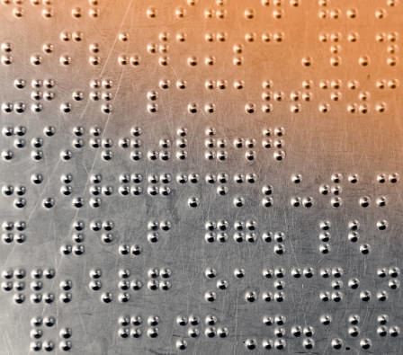 imagen de una placa braille